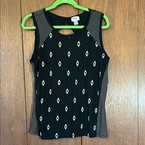 Old Navy Black and White Geometric Tank Top
